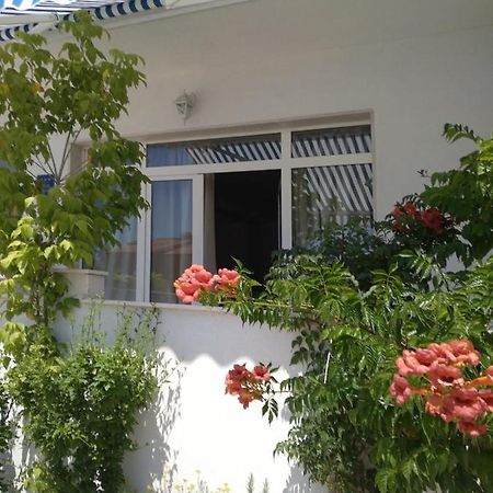 Apartmani Buba Podstrana Esterno foto