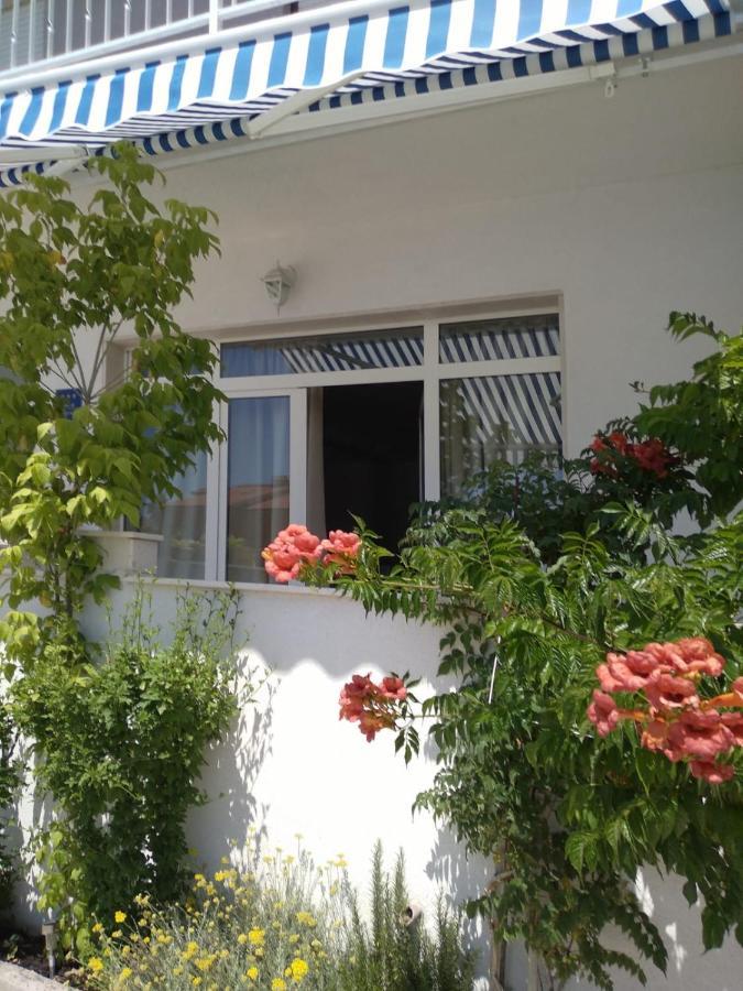 Apartmani Buba Podstrana Esterno foto