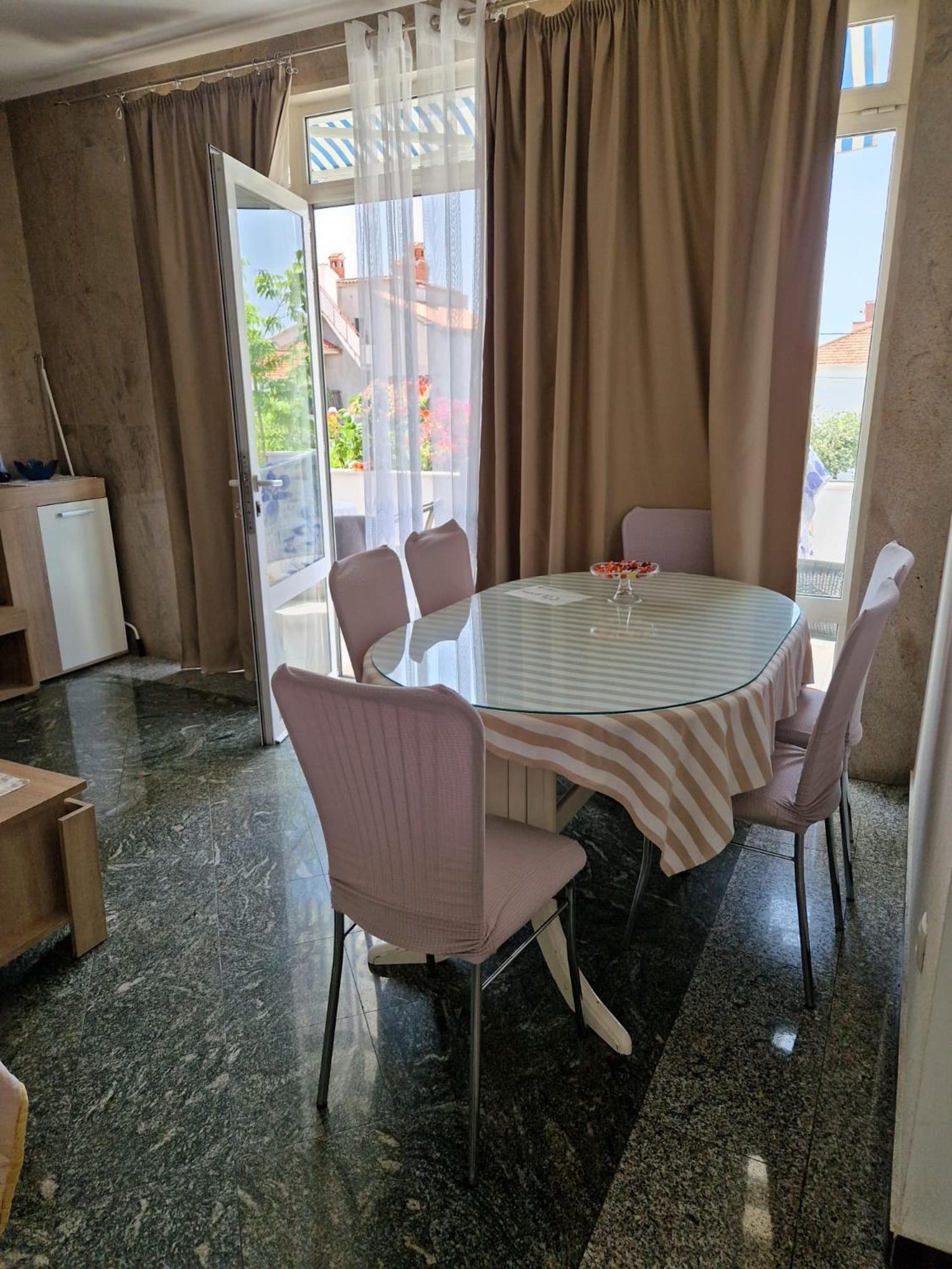 Apartmani Buba Podstrana Esterno foto