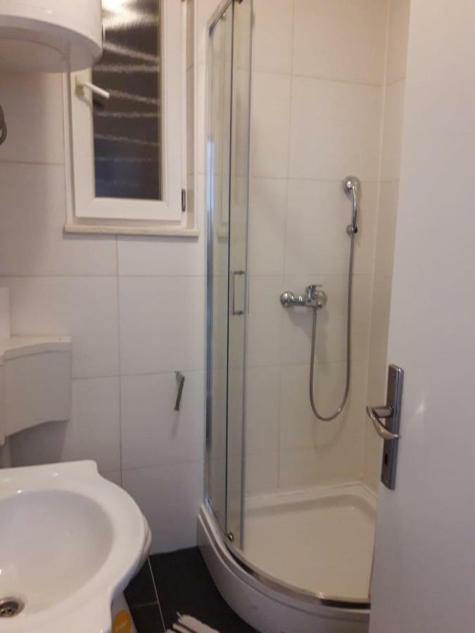 Apartmani Buba Podstrana Esterno foto